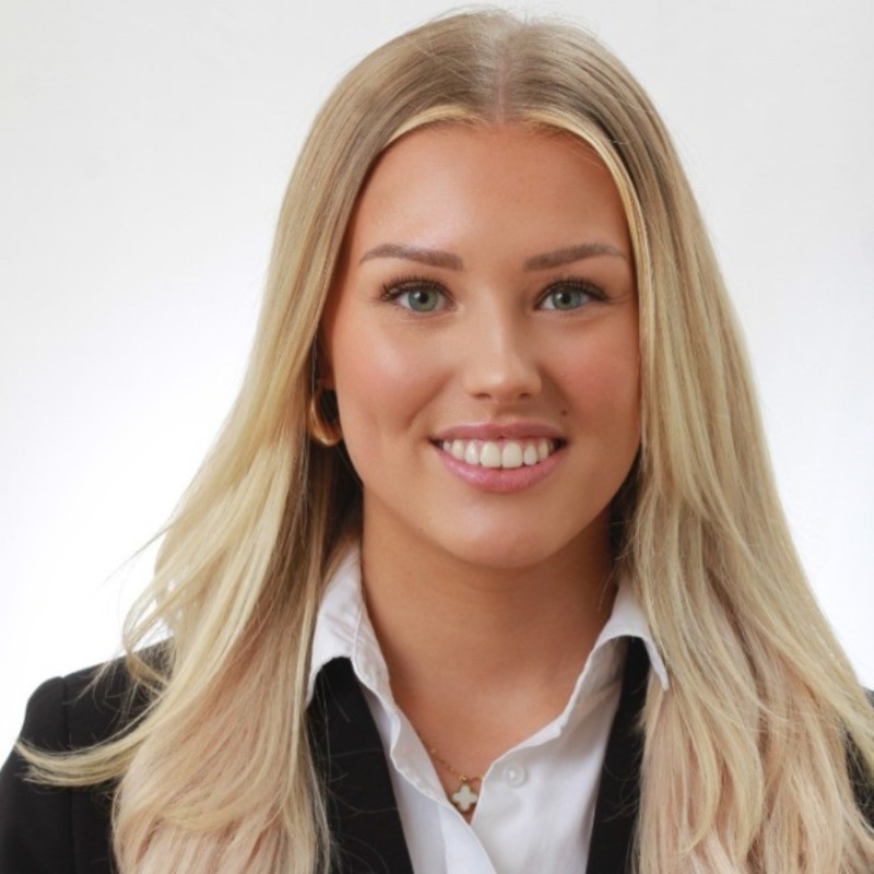 Lara Lutz INKUBIT
