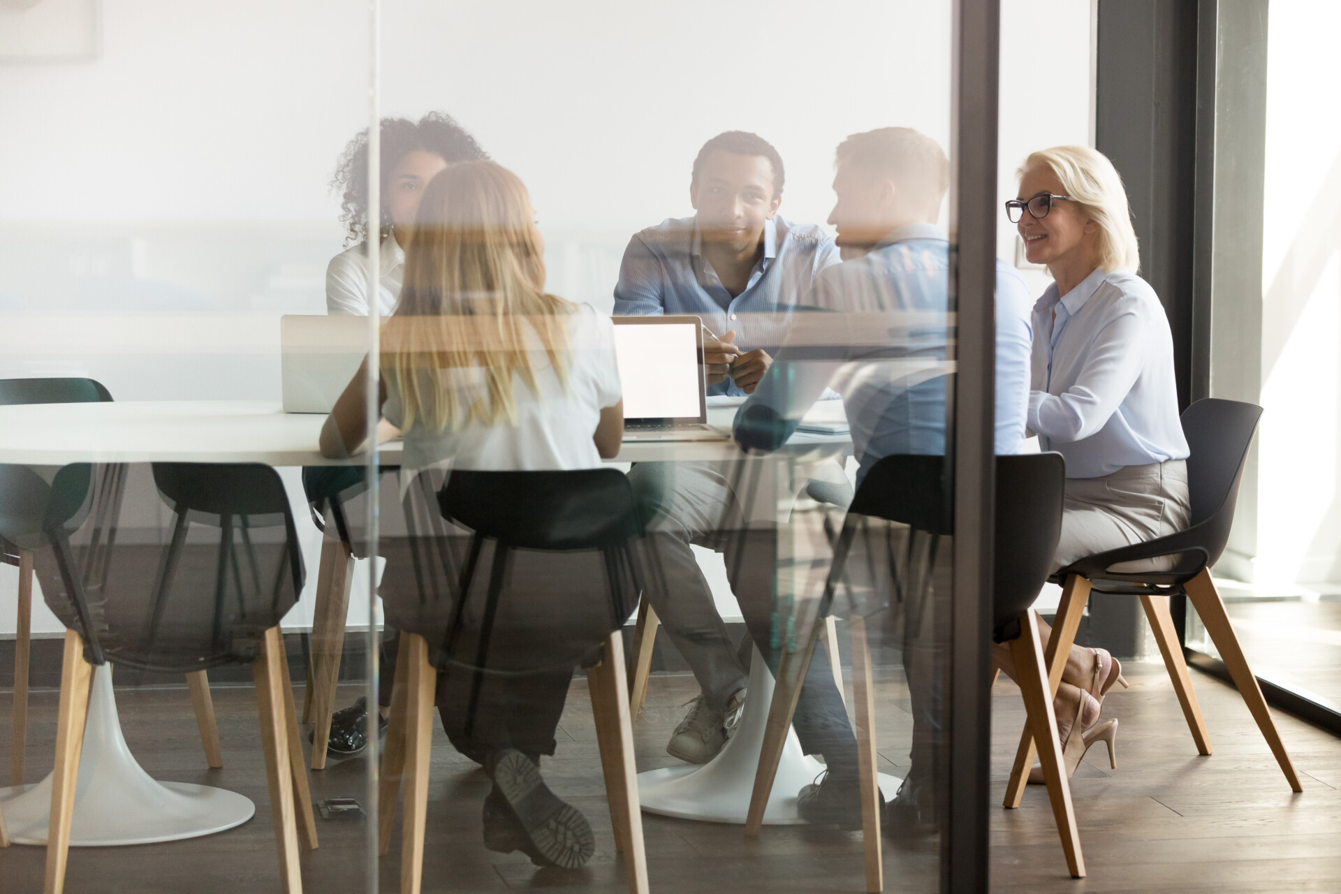 Using Dynamics 365 Customer Service | Customer Service Solution Guide